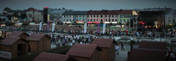 Wspaniały koncert Piotra Rubika. Historyczne wydarzenie na pl. Kościuszki [ZDJĘCIA]